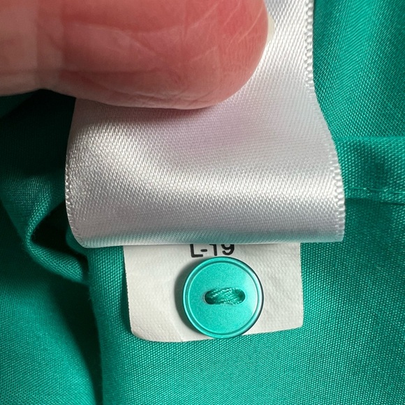 Foxcroft Wrinkle Free Blouse  14P - Picture 10 of 12